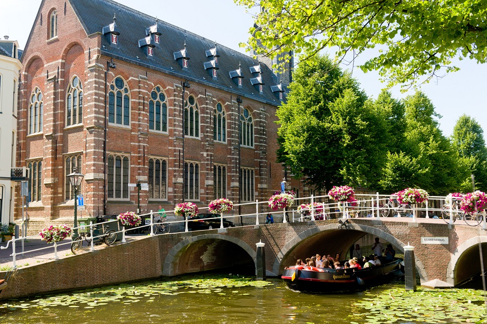 leiden university distance phd