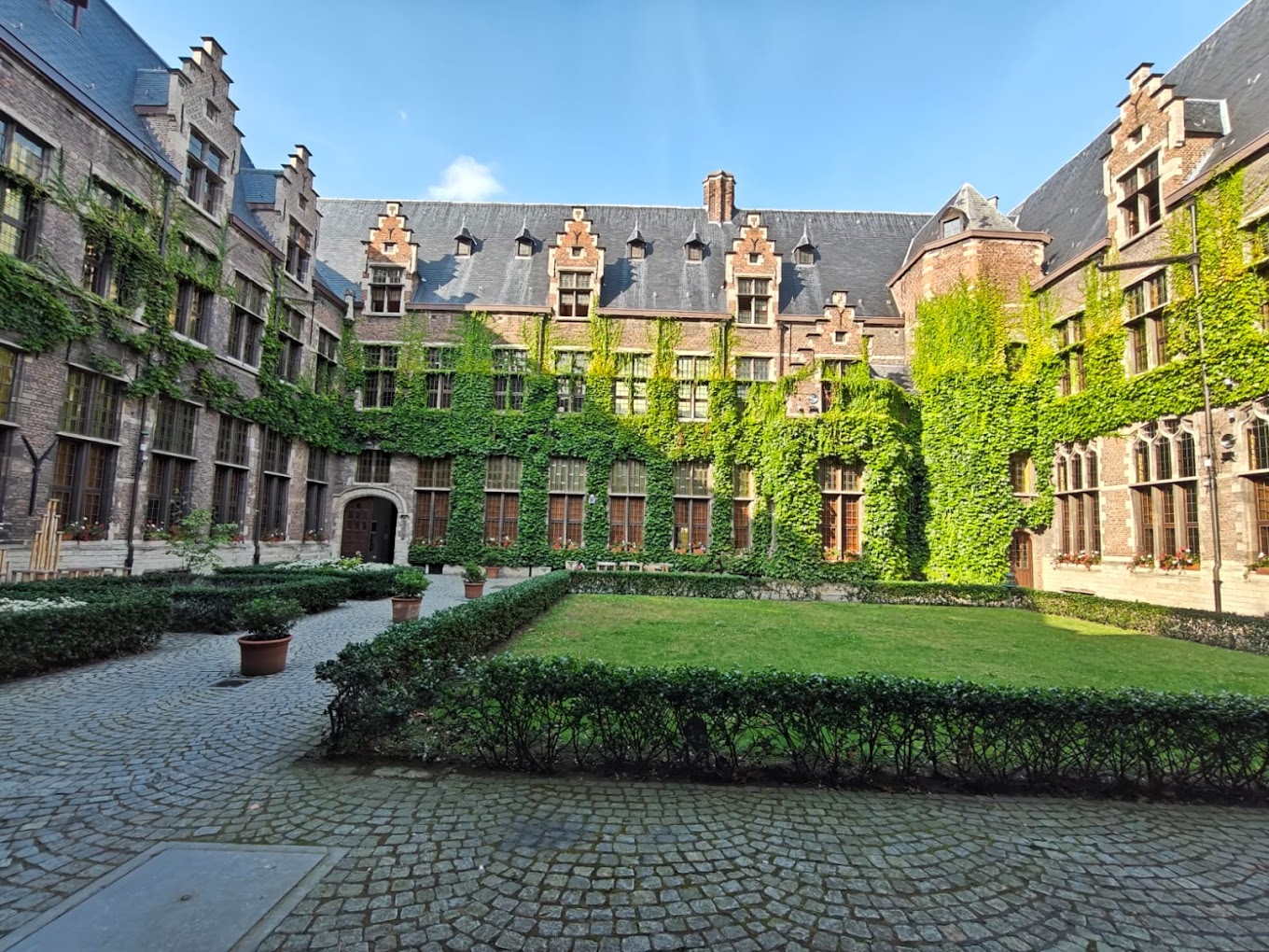 University of Antwerp, Белгия