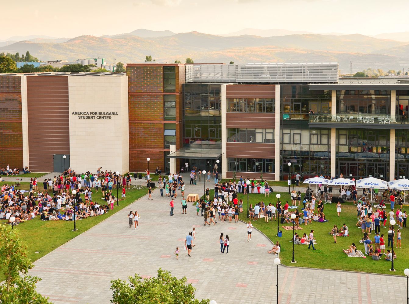 American University, България